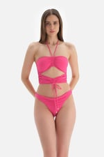 Dagi Kadın Bralet, Örme