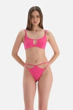 Dagi Kadın Bralet, Örme