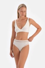 Dagi Kadın Micromodal Kruvaze Arkası Dantel Detaylı Üçgen Soft Bra, Örme