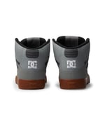DC Shoes