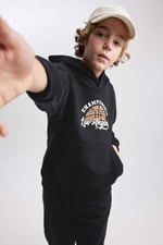 DeFacto Erkek Çocuk Regular Fit Kapüşonlu Sweatshirt