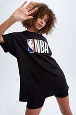 DeFacto Kadın Defacto Fit NBA Boxy Fit Kısa Kollu Sporcu Tişört