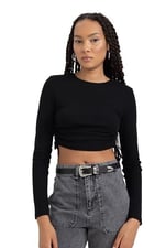 DeFacto Kadın Fitted Basic Uzun Kollu Crop Tişört