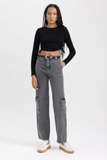 DeFacto Kadın Fitted Basic Uzun Kollu Crop Tişört