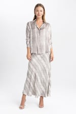 DeFacto Kadın Oversize Fit Gömlek Yaka Saten Uzun Kollu Gömlek