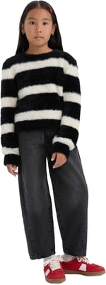 DeFacto Kız Çocuk Barrel Fit Bilek Boy Geniş Bol Paça Jean Pantolon