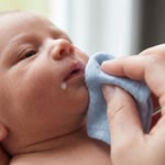 DEUX LAPINS% 100 Pamuk Bébé Lapin & Endless Blue 10`lu Müslin Bebek Ağız Bezi Paketi CLOTHMP2018-B
