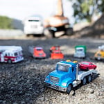 Driven by Battat 70.1008z mini Tow Truck model araç