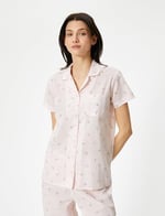 Düğmeli Pijama Üstü Çiçekli Kısa Kollu Cepli