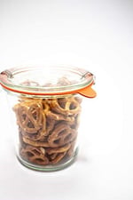 Dycica Weck Konserve Kavanozları 742 - Şeffaf Camdan Weck Kalıp Kavanozları - Çevre Dostu Konserve Kavanozu - Gıda Saklama Kapları Hava Geçirmez - 1/2 Litre Kavanoz Seti - Kapaklı 4'lü Paket