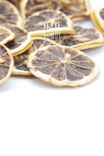 EGEYE DÖNÜŞ Şekersiz Limon Meyvesi Kurusu Cipsi - 40 Gr. (Yüksek Aroma - Kokteyl Meyvesi - Katkı Koruyucu İçermez)