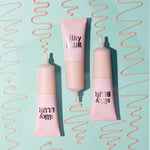 Essence Cosmetics Silky Blur Poreless Primer