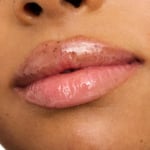 Essence Extreme Shine Volume Lip Gloss 01