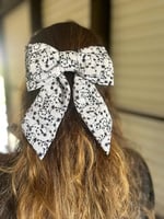 Etnik Şifon Kumaş Uzun Kuyruklu Büyük Boy Otomatik Fiyonk Toka, Kadın Toka (Beyaz)