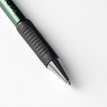 Faber-Castell Grip 1347 Versatil Kalem, 0.7 mm, Koyu Yeşil, Ergonomik Tutuş, Yaylı Uç, Uzun Silgi, Modern Tasarım