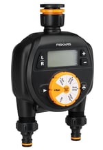 Fiskars 2 çıkışlı zamanlayıcı/zamanlayıcı, tüm standart musluk boyutları için, kolay okunabilir LCD ekran, evrensel boyut, 580 g, siyah/turuncu, 1054792