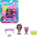 Gabby's Dollhouse Gabby ve kedi figürlü Cat-tivity seti, 2 aksesuar, sürpriz kutusu ve mobilya, 3 yaşından büyük çocuklar için uygundur