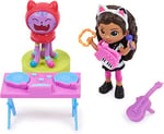 Gabby's Dollhouse Gabby ve kedi figürlü Cat-tivity seti, 2 aksesuar, sürpriz kutusu ve mobilya, 3 yaşından büyük çocuklar için uygundur