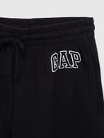 GAP Logolu kısa pantolon