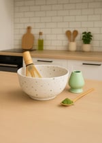 Genel Matcha Çay Seti, 4 Parça, Seramik Kase, Bambu Çırpıcı, Bambu Kaşık, Seramik Stand, Beyaz ve Yeşil