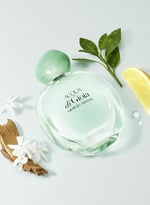 Giorgio Armani Acqua Di Gioia Femme EDP 50 ml Kadın Parfüm 1 Paket (1 x 50 ml)