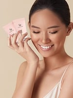 Golden Rose Nude Look Radiant Tinted Moisturiser - 02 Medium Tint - Canlı ve Aydınlık Görünüm Veren Renkli Nemlendirici - Seçenekler: 1 stück (1er Pack), 1 stück (1er Pack) (2 paketi)