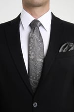 Gri Şal Motif Desen Kravat Mendil Set