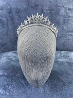 Gümüş Gri Rengi Yaprak Desenli Kristal Taşlı Gelin Ve Kına Tacı
