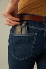 Hakiki Deri Bifold Erkek Cüzdanı Bozuk Para Cepli | Tam Tahıl El İşi Deriden yapılmıştır | Çıtçıtlı RFID Güvenli Cüzdan | Hediye Kutusu ve Emeklilik Doğum Günü için Kesede