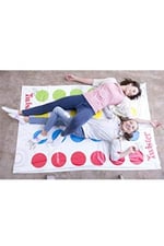 Hasbro Gaming Klasik Twister Oyunu | Çocuklar İçin Parti Oyunu | İç Mekânda Aktif Oyun Eğlencesi | 6 Yaş ve Üzeri | 2 veya Daha Fazla Oyuncu | Aile Oyunu