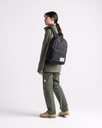 Herschel Classic Su İtici Kumaş Sırt Çantası, 14