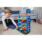 Hot Wheels Akrobasi Garajı Oyun Seti Hot Wheels Maceraya Başlangıç Garajı, 4 Katlı, 3-8 Yaş Arası Çocuklar İçin GNL70 GNL70