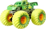 Hot Wheels Monster Trucks Karanlıkta Parlayan Araçlar Paketi Hot Wheels Monster Trucks Karanlıkta Parlayan Araçlar Paketi 5 adet Monster Trucks aracı ve 5 adet araba içeren çoklu paket HCB57