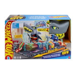 Hot Wheels Muhteşem Köpek Balığı Araç Yıkama oyun seti 1:64 ölçekte renk değiştiren oyuncak araba içeren Hot Wheels Şehri Muhteşem Köpek Balığı Araba Yıkama HTN82