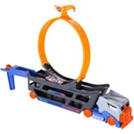 Hot Wheels Standlı Tır, 18 Araç Kapasiteli, Çemberli, Fırlatıcılı, GCK38