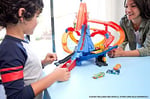 Hot Wheels Yanardağdan Kaçış Motorlu Pist Seti FTD61