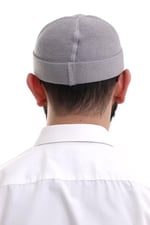 İhvan Online Açık Gri Katlamalı Sade Desen Kışlık Orlon Takke Şapka