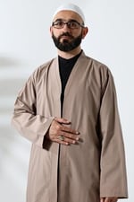 İhvan Online Bej Erkek Namaz Elbisesi V Yaka Düğmesiz Önü Açık Namaz Cübbesi