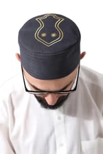 İhvan Online Gri Kapitone Nalı Şerif Nakışlı Kalıp Namaz Takkesi Gri 61