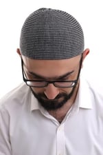 İhvan Online Kışlık Orlon Namaz Takkesi Nokta Desenli Takke - Siyah