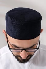 İhvan Online Lacivert Petek Kareli Kadife Kalıp Namaz Takkesi