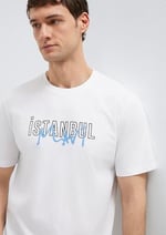 İstanbul Baskılı Beyaz Tişört Regular Fit/Normal Kesim 067114-620