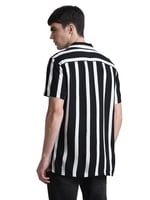JACK & JONES JJJEFF RESORT STRIPE SHIRT SS RELAXED Gömlek Erkek