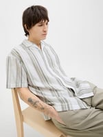 JACK & JONES Jprccsummer Stripe Resort S/S Shirt Sn Jprccsummer Stripe Resort S/S Shirt Sn Erkekler