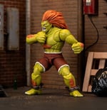 Jada Street Fighter II Blanka Deluxe Aksiyon Figürü - 1:12 Ölçekli, Yüksek Mafsallı, Değiştirilebilir Eller ve Baş, Elektrikli Gök Gürültüsü Aksesuarı - 7 inç, Video Oyunu Koleksiyonluk