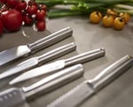Joseph Joseph Elevate - Çelik Bıçak Atlıkarınca 5 Parçalı Set, Döner Paslanmaz Çelik Bıçak Bloğu, Japon Paslanmaz Çelik Bıçaklar, Parmak İzine Dayanıklı Kaplama ve Kaymaz Taban, Mutfak Aksesuarları