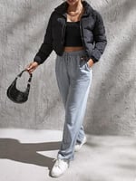 Kadın Kare Yaka Siyah Slim Fit Crop Top Bluz