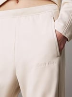Kadın Lastikli Paça Regular Fit Normal Paça Bej Eşofman Altı 000QS7262E-JB1
