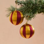 Karaca Home New Year 4'lü Ağaç Süsü Kırmızı Gold