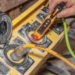 Klein Tools NCVT-6 | Gerilim kontrol cihazı temassız 12 – 1000 V AC | lazer mesafe ölçerli test kalemi | LED ve akustik sinyal | otomatik kapanma | cep klipsi | profesyonel gerilim dedektörü